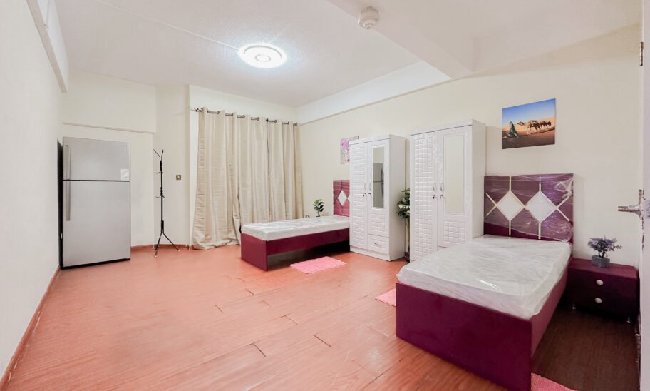 Bed in a Twin Room big - bed in Radisson Blu Hotel - otlah